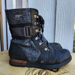 Sorel Sz 7 Black Leather Wool Major Carly Combat Boots Moto Biker Lace Up Flat